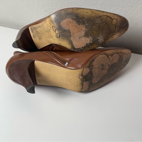 John Fluevog Tan Leather English Breakfast Teapot Ankle Boots Booties Womens 9.5 - Picture 13 of 14